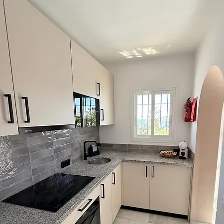 Casa Oasis Нерха